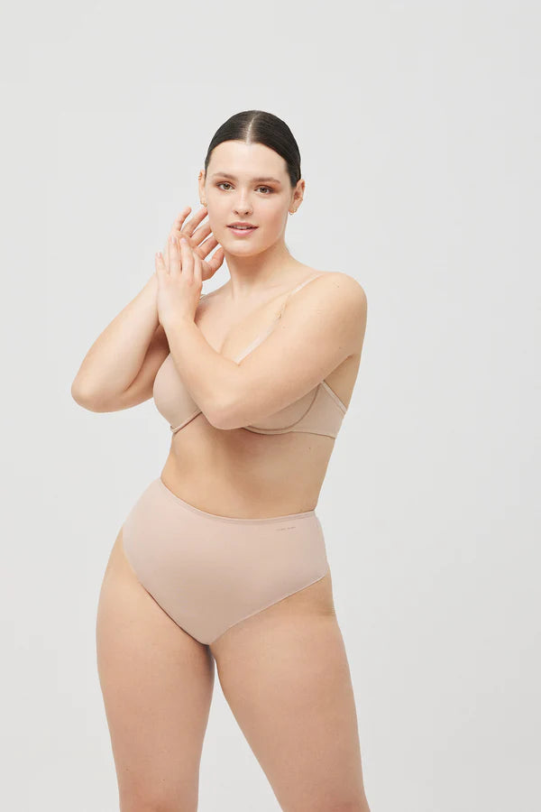 19332 Faja tanga Ysabel Mora
