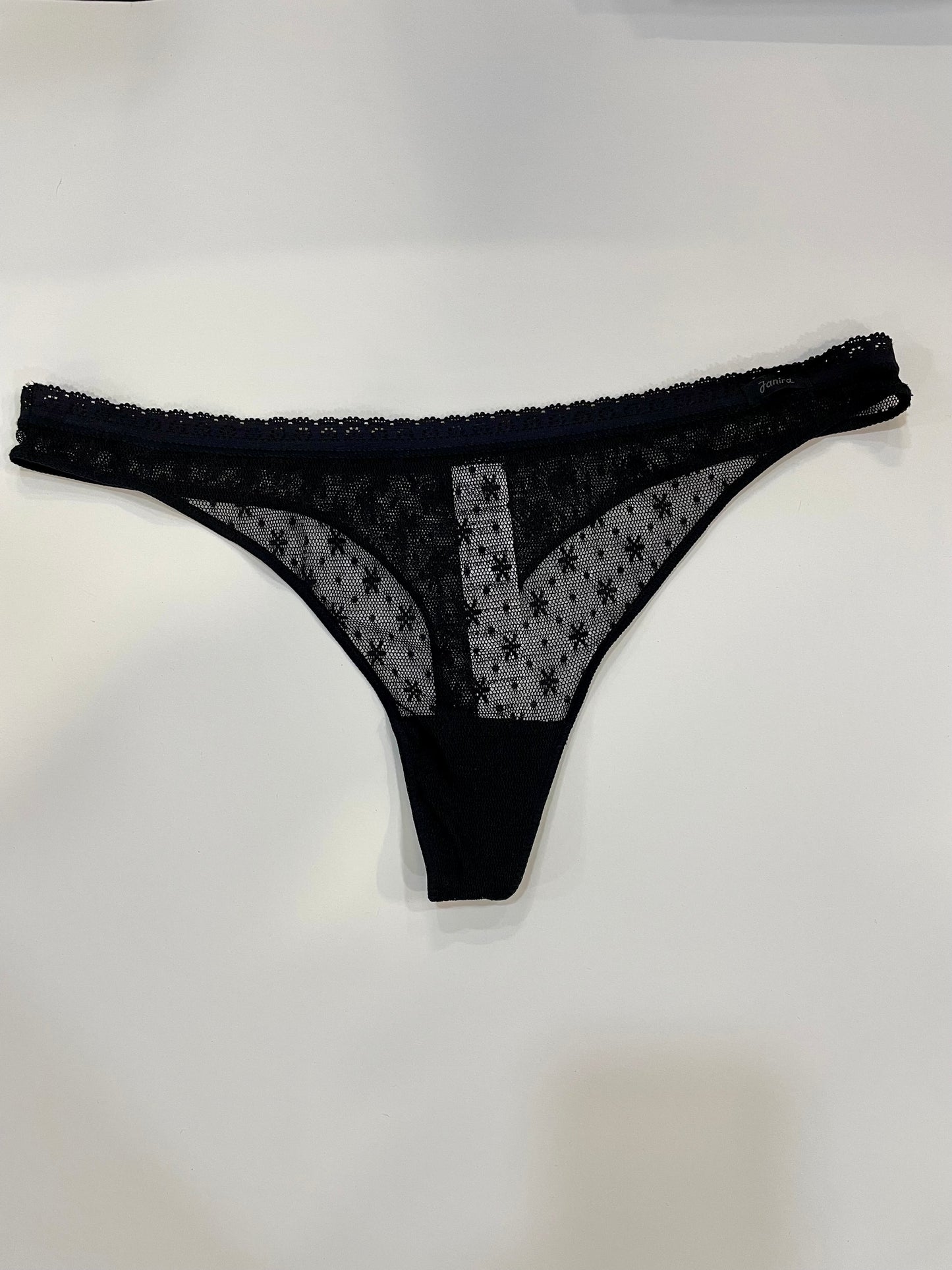 1030585 Tanga floret Janira