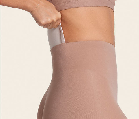 12889 Faja pantalón "aumenta volumen" Leonisa