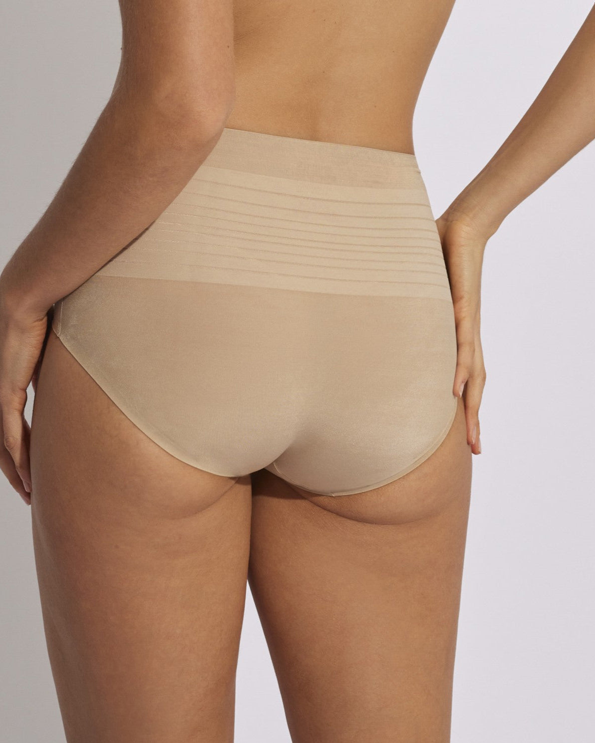 253 Faja braguita cintura alta Selmark